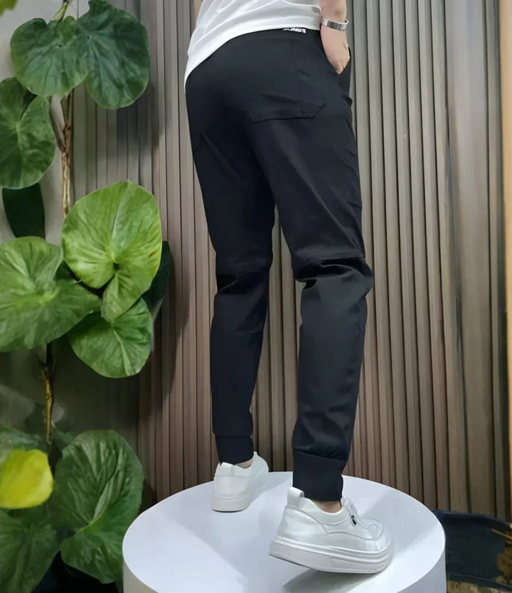 William - Stretchy cargo pants